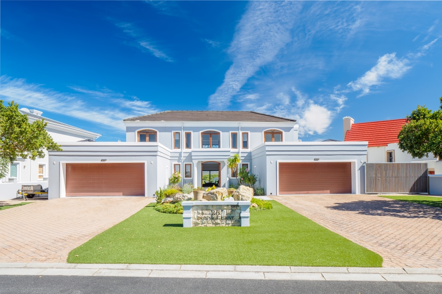 4 Bedroom Property for Sale in Pezula Golf Estate Western Cape